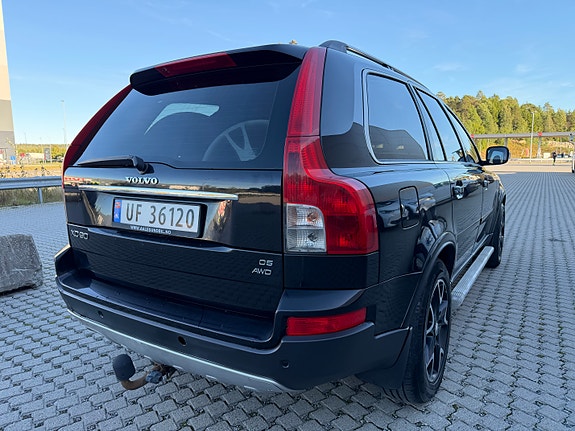 Volvo XC90 7 of 30
