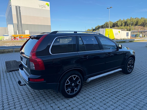 Volvo XC90 8 of 30