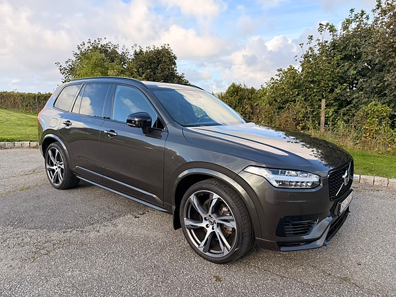 Volvo XC90 5 of 18