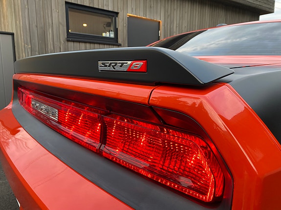 Dodge Challenger 13 of 30