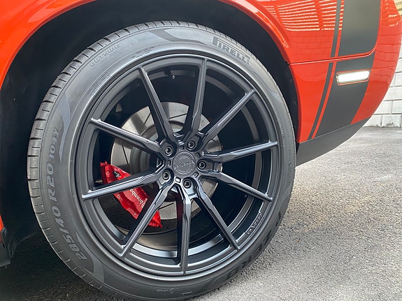 Dodge Challenger 9 of 30