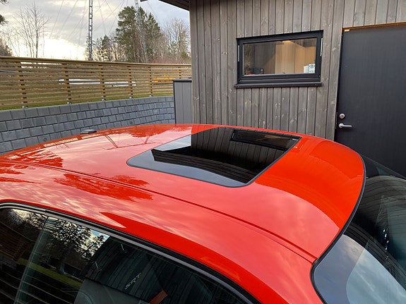 Dodge Challenger 18 of 30