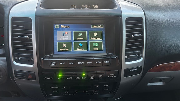 Toyota Land Cruiser 29 of 30
