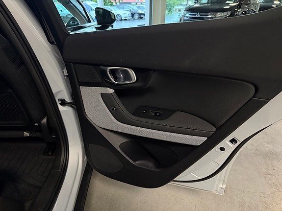 Polestar 2 20 of 30