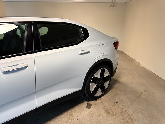 Polestar 2 6 of 30