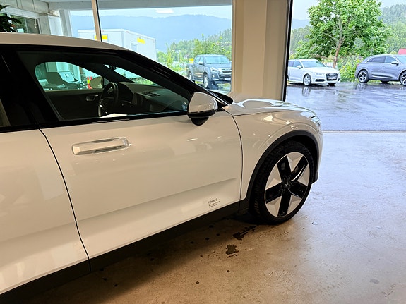 Polestar 2 3 of 30