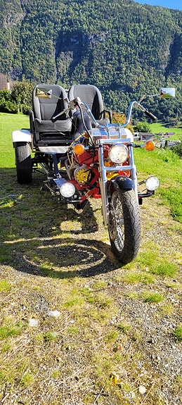 Chevrolet V8 7 of 15