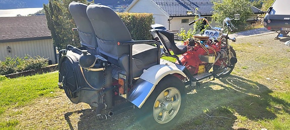 Chevrolet V8 13 of 15