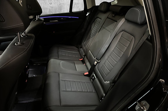 BMW iX3 11 of 24