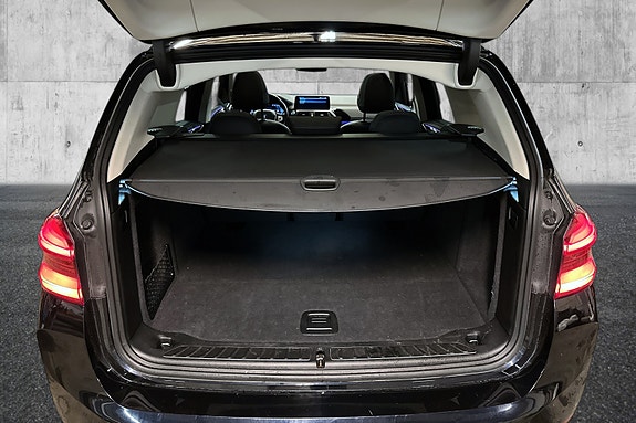 BMW iX3 24 of 24