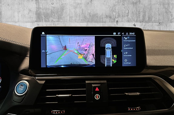 BMW iX3 18 of 24