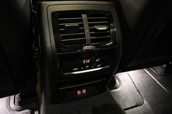 BMW iX3 23 of 24