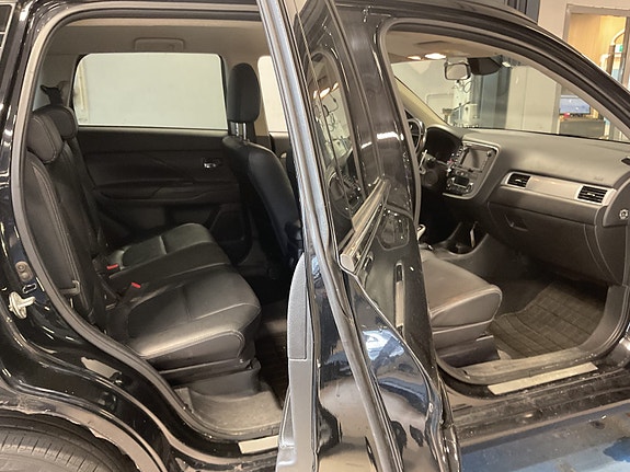 Mitsubishi Outlander 11 of 13