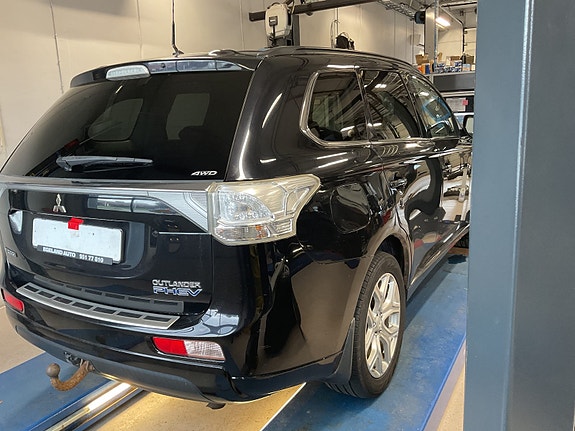 Mitsubishi Outlander 7 of 13