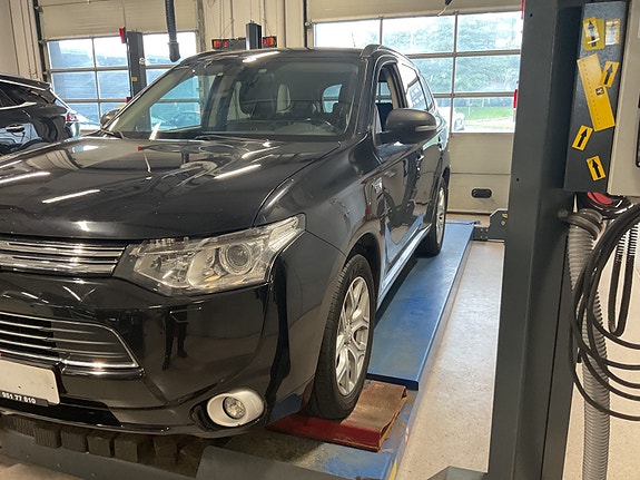 Mitsubishi Outlander 4 of 13