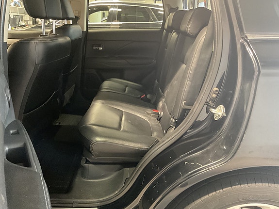 Mitsubishi Outlander 10 of 13