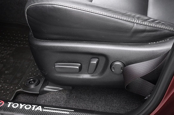 Toyota RAV4 15 of 20