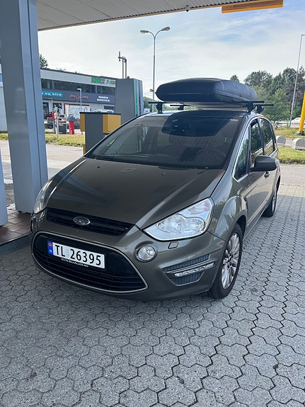 Ford S-MAX 30 of 30