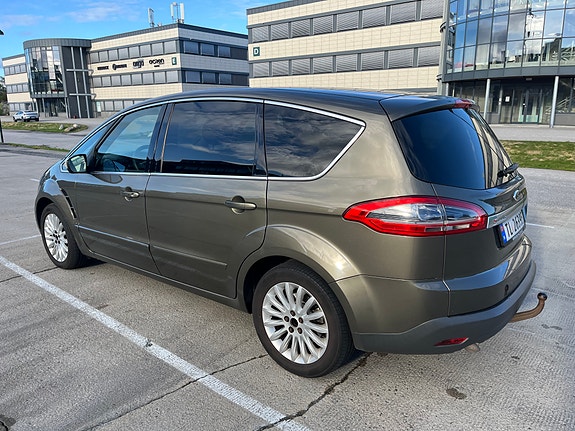 Ford S-MAX 6 of 30