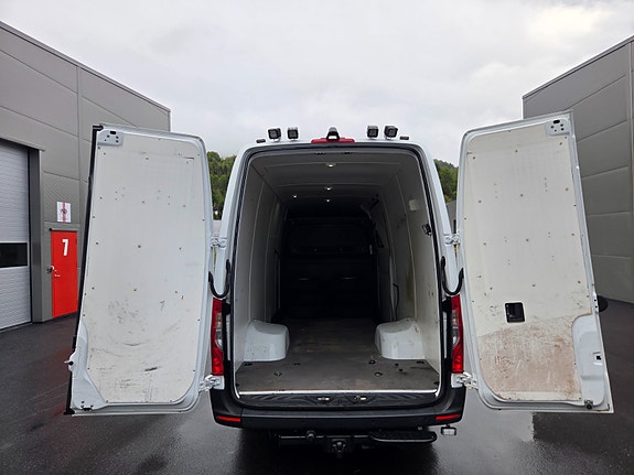 Mercedes-Benz Sprinter 516 10 of 22