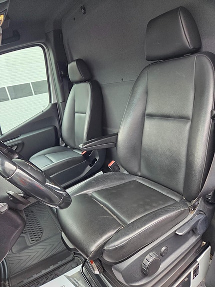 Mercedes-Benz Sprinter 516 19 of 22