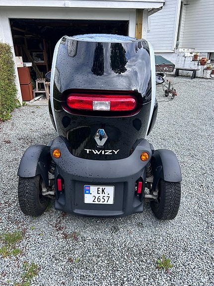 Renault Twizy 3 of 8