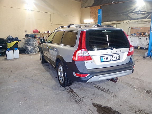 Volvo XC70 5 of 18