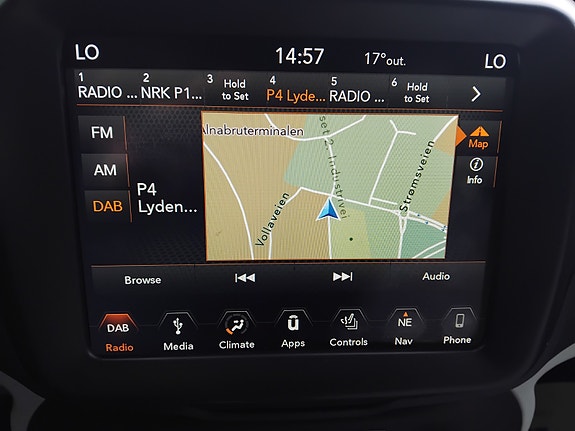 Jeep Renegade 24 of 30