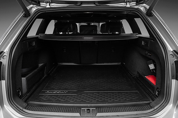 Volkswagen Passat Alltrack 26 of 30