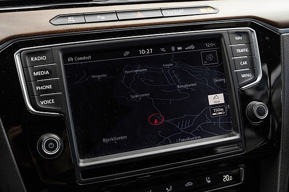 Volkswagen Passat Alltrack 22 of 30