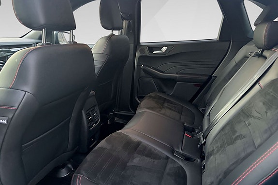 Ford Kuga 19 of 24
