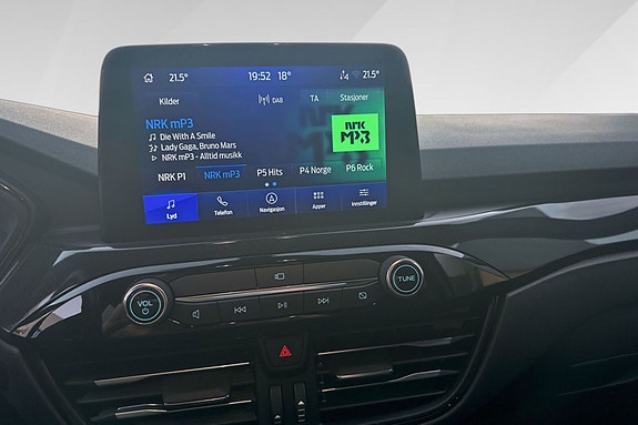 Ford Kuga 13 of 24