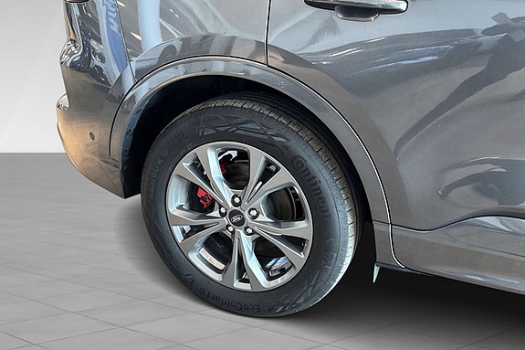 Ford Kuga 6 of 24