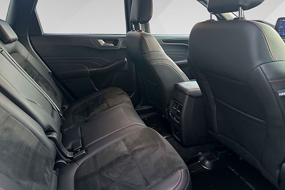Ford Kuga 20 of 24