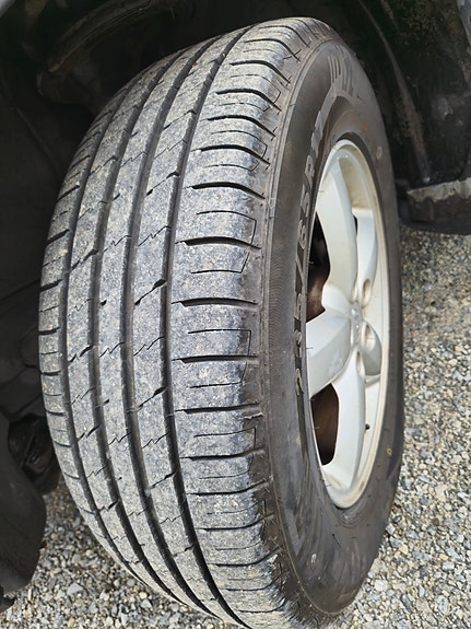 Hyundai Santa Fe 9 of 15