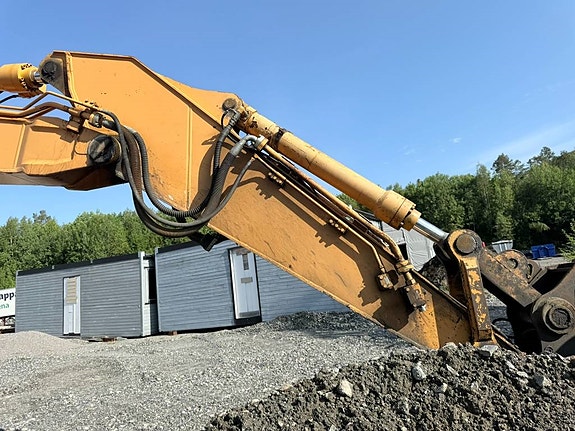 Case CX 290 B 20 of 30