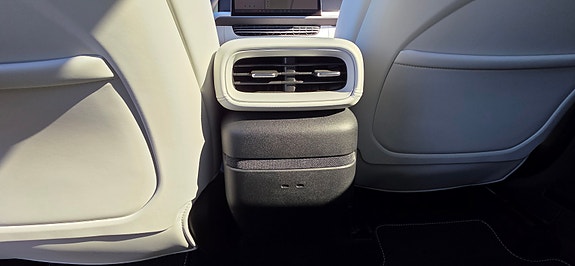 XPeng G6 23 of 26