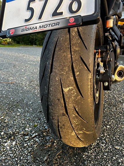 Yamaha MT-07 12 of 27