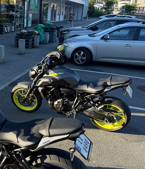 Yamaha MT-07 13 of 13