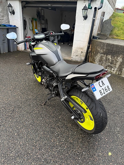 Yamaha MT-07 5 of 13