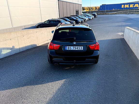 BMW 320d 5 of 30