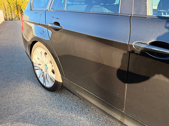 BMW 320d 12 of 30