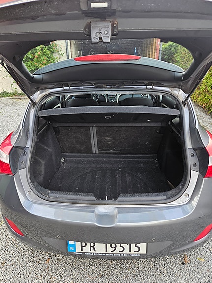 Hyundai i30 8 of 8