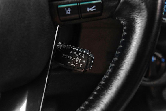 Toyota HiLux 20 of 26