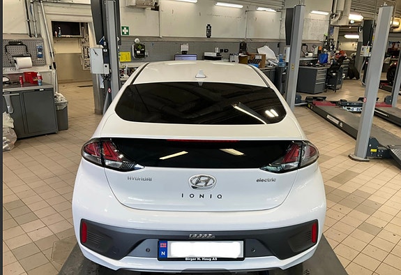 Hyundai IONIQ 5 of 19