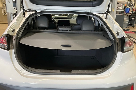 Hyundai IONIQ 13 of 19