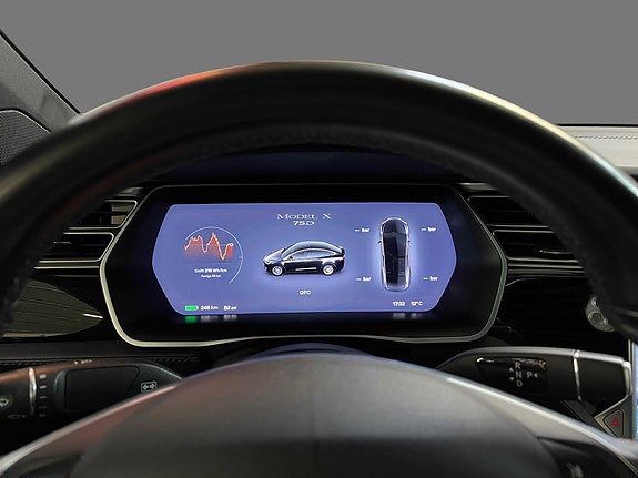 Tesla Model X 23 of 30