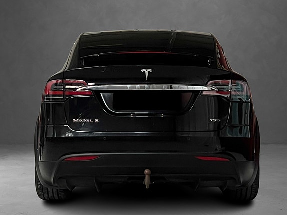 Tesla Model X 7 of 30