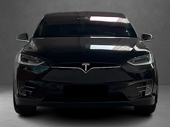 Tesla Model X 2 of 30