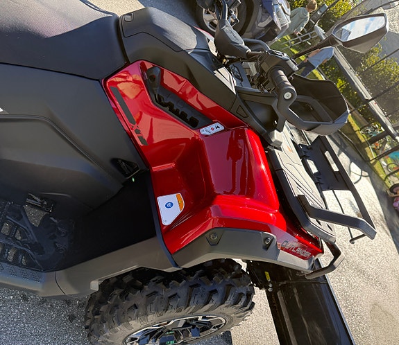 Can-Am Can-Am Outlander MAX 850 XT 2025 – kun 74,7 km – Fiery Red – brøytepakke 7 of 13